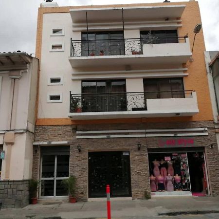 Hostal Nizza 昆卡 外观 照片