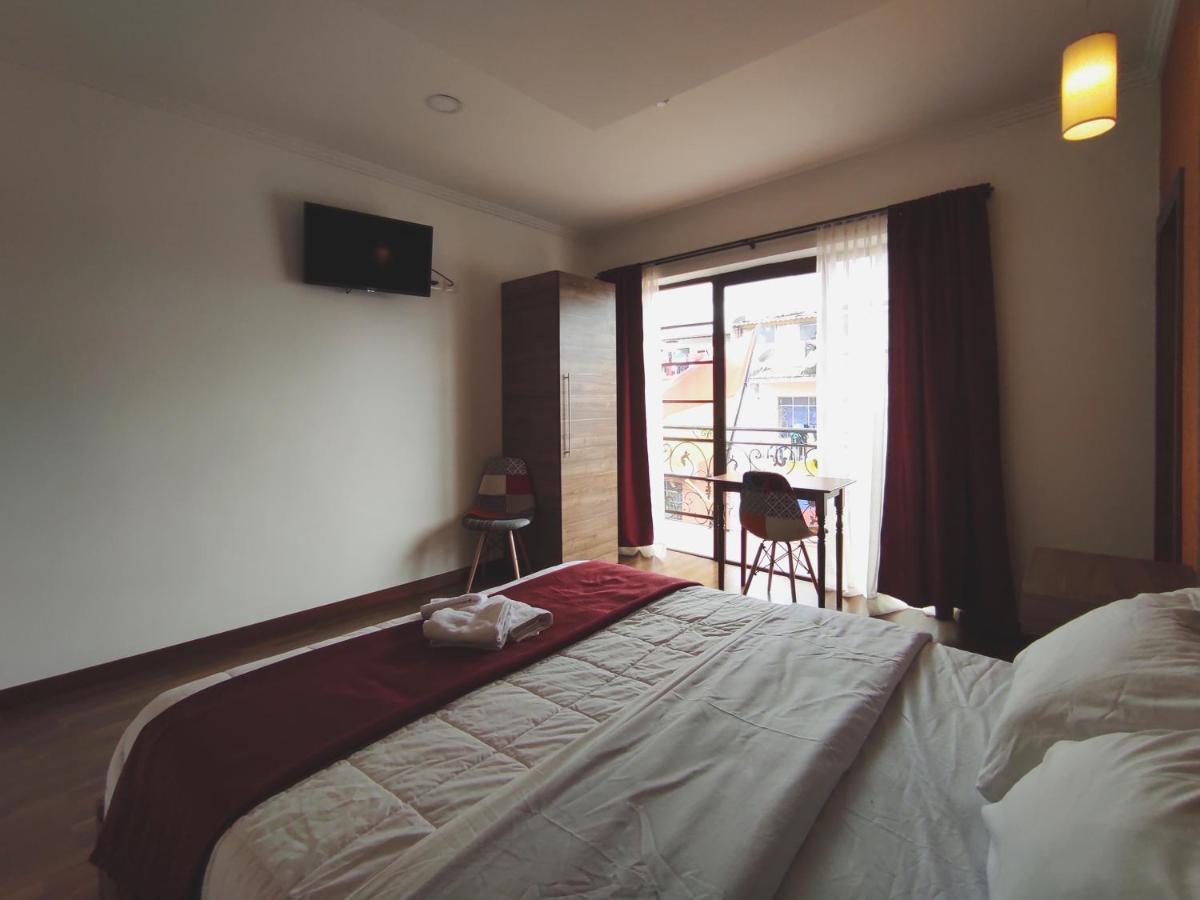 Hostal Nizza 昆卡 外观 照片