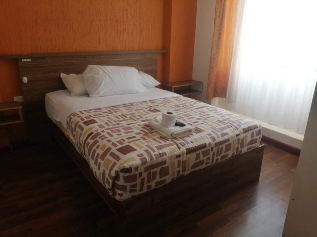 Hostal Nizza 昆卡 外观 照片